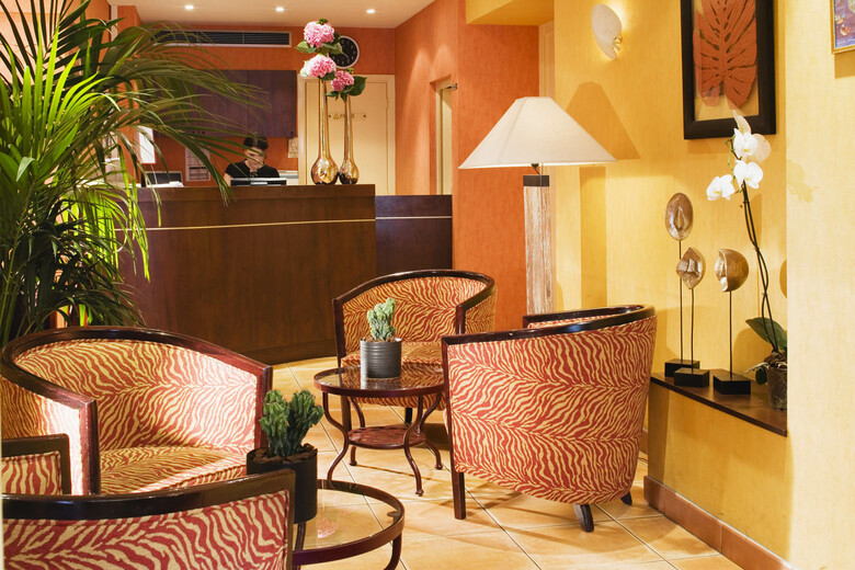 Hotel Paris Eiffel Cambronne