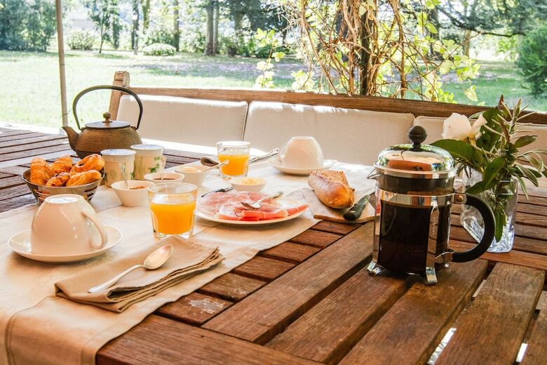 Bed & Breakfast Domaine De Roucayrols