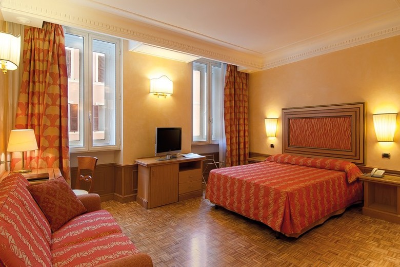 Hotel Cecil