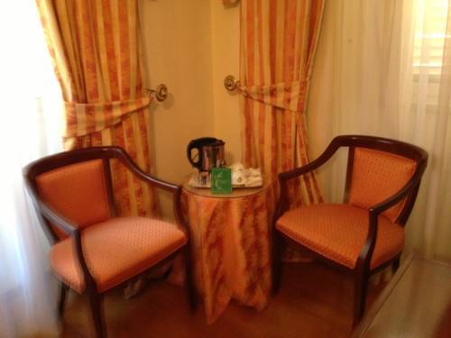 Hotel Cesari