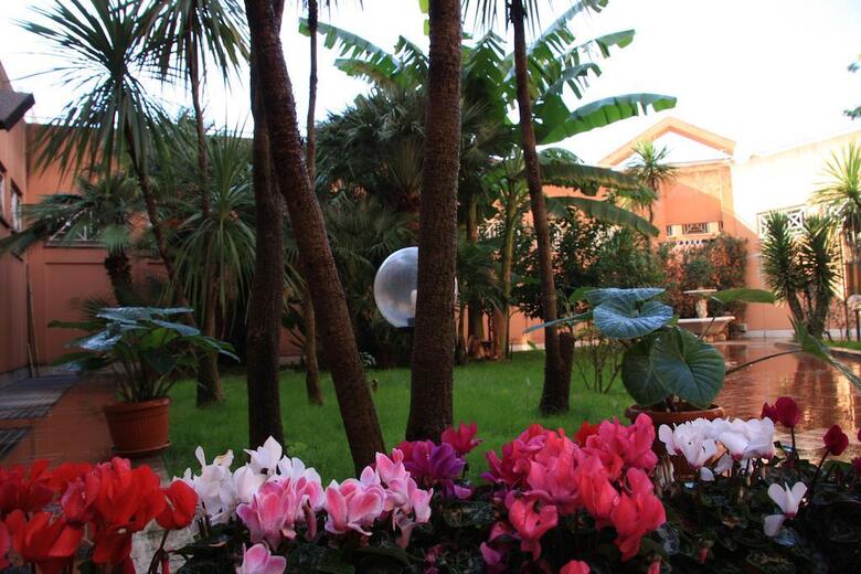Hotel Citt� 2000
