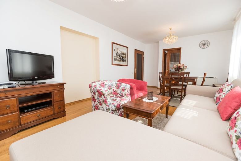 Apartments Villa Castello