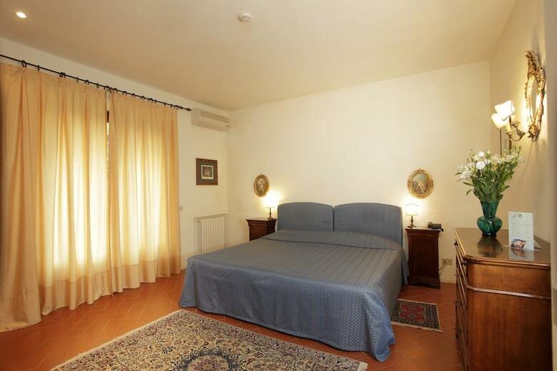 Hotel Relais Vignale