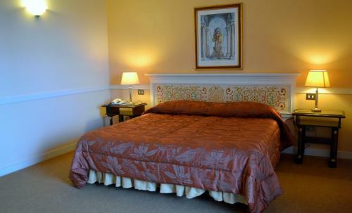 Hotel Tuder