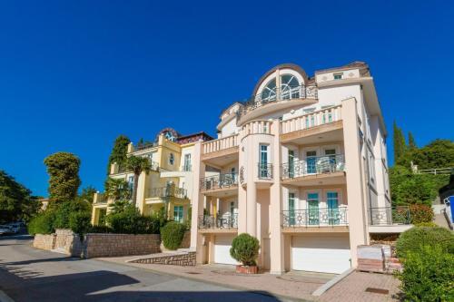 One-bedroom Apartment In Crikvenica Lxiv