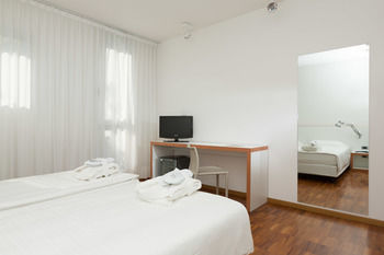 Astoria Park Hotel