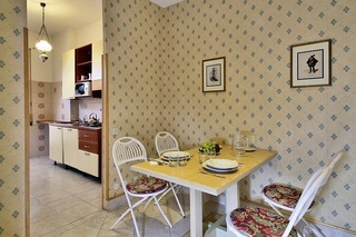 Aurelia Residence