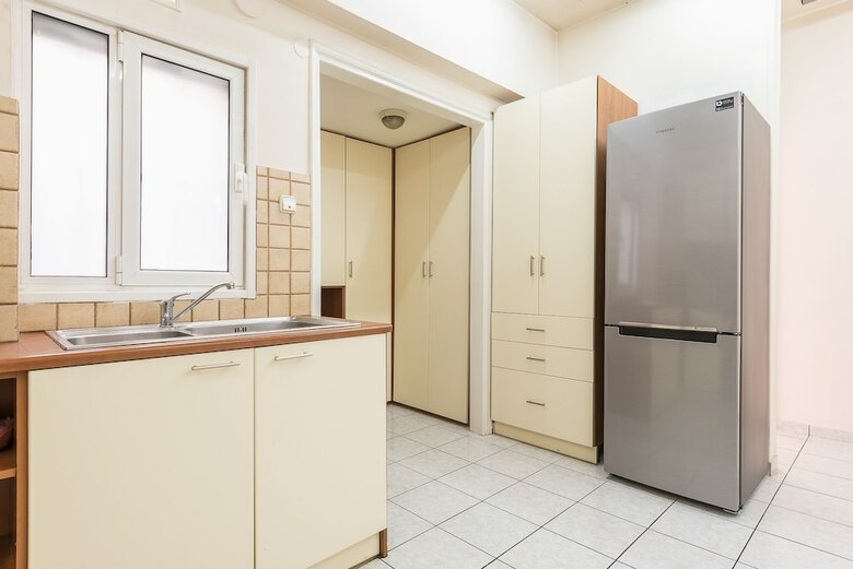 Victoria Apartment
