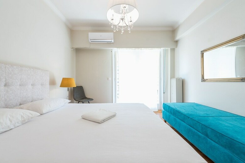 Victoria Apartment