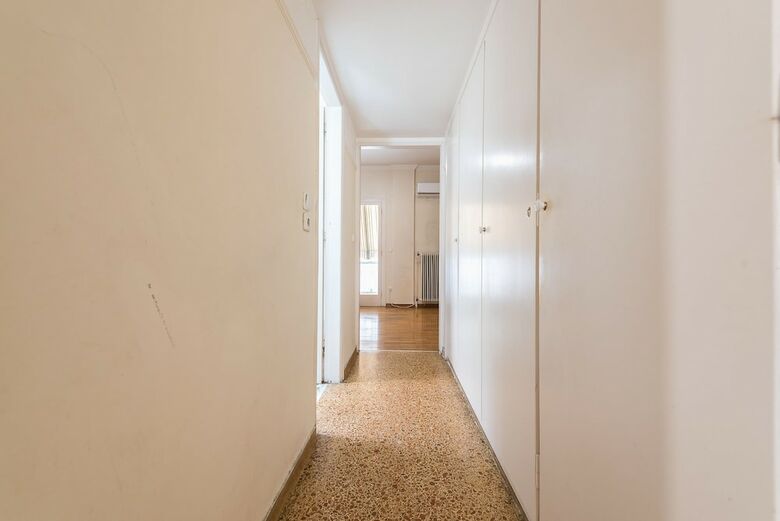 Victoria Apartment