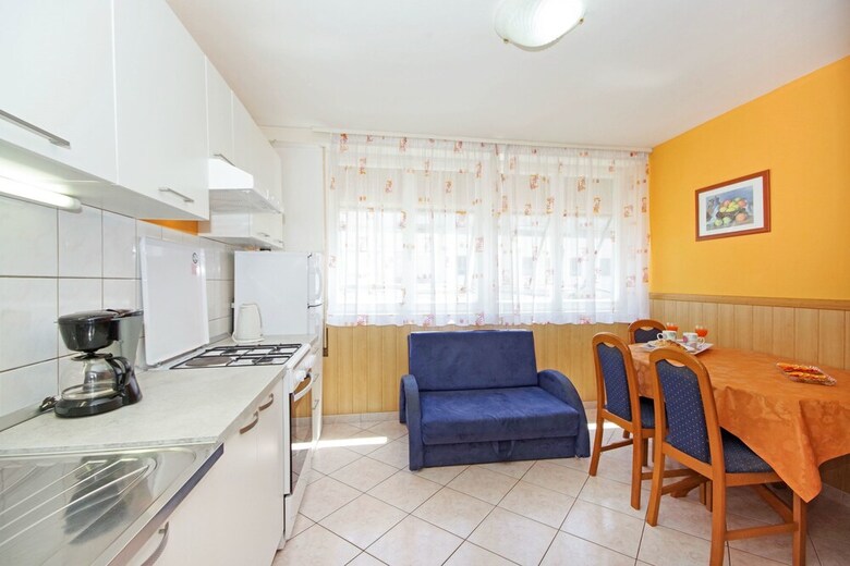 Apartments Mi�e