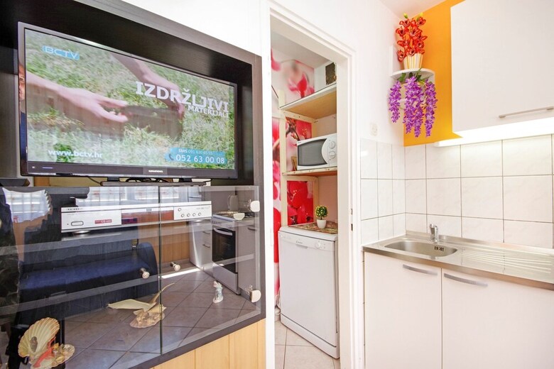 Apartments Mi�e