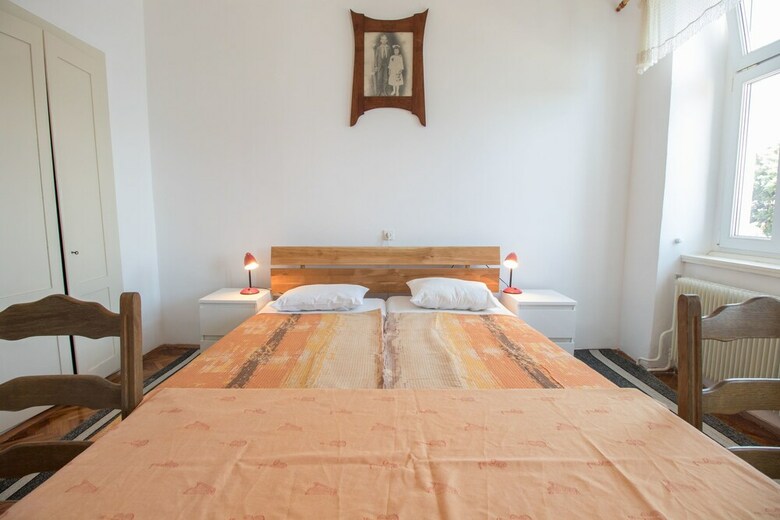 Apartments Josip