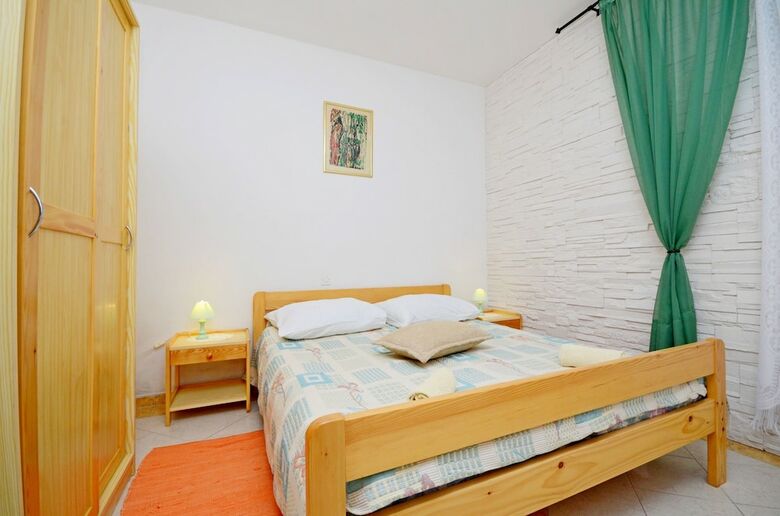 Apartments And Room Vi�nja
