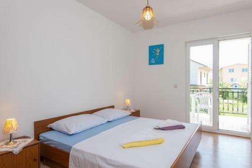 Hostal Apartments With A Parking Space Orebic (peljesac) - 10160