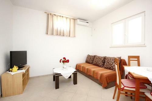 Hostal Apartments With A Parking Space Orebic (peljesac) - 10160