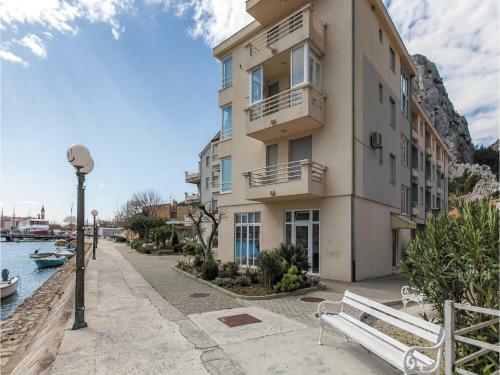 One-bedroom Apartment Omis 07