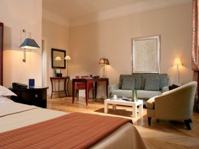 Hotel Rose Garden Palace