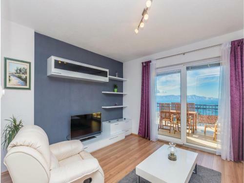 Apartment Otocka V