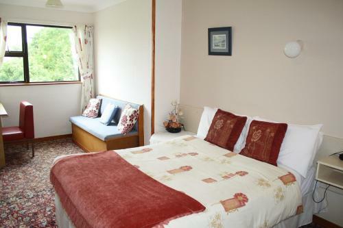 Hostal Corrib Wave Guesthouse