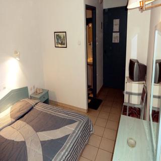 Kazaviti Hotel & Apartments