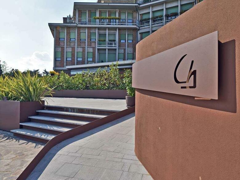 Hotel Carlton