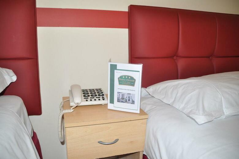 Hotel Barry House