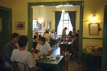 George Hotel