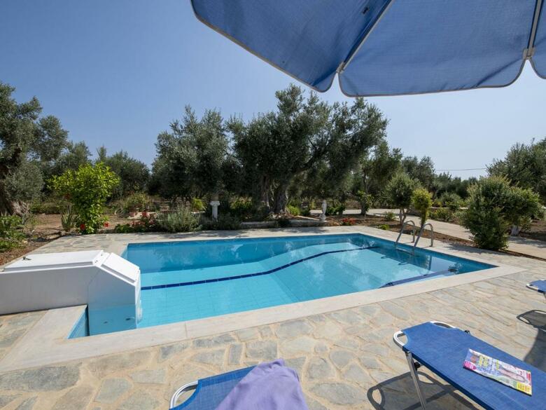 Modern Villa In Sfakaki Greece With Swimming Pool