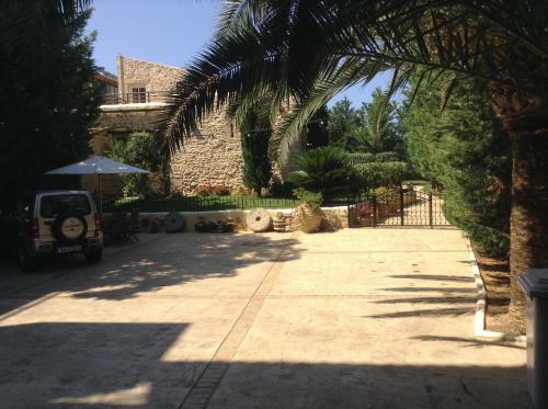Rock House's Villa Melody