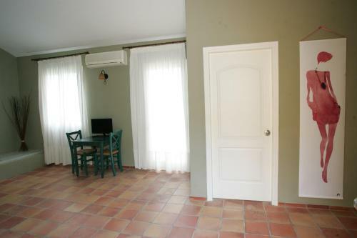 Aparthotel Mounda Beach Hotel