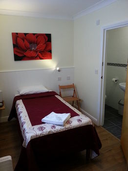 Bed & Breakfast Melbourne House