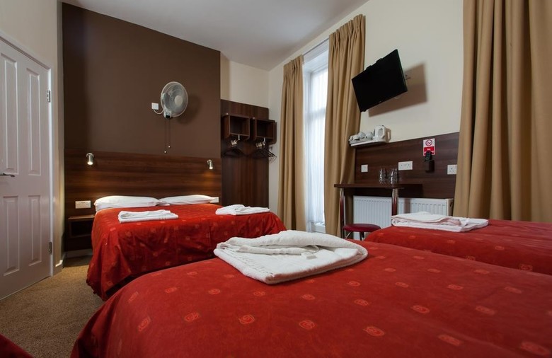 Hotel Marble Arch Inn