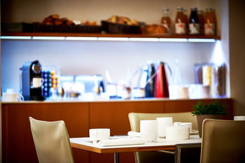 Atel La Perouse Hotel