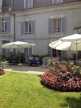Hotel Le Parc Des Marechaux