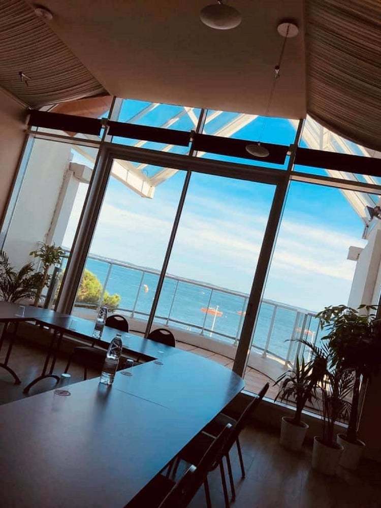 Hotel H�tel Point France