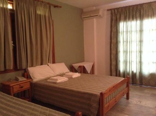 Hostal Akrogiali