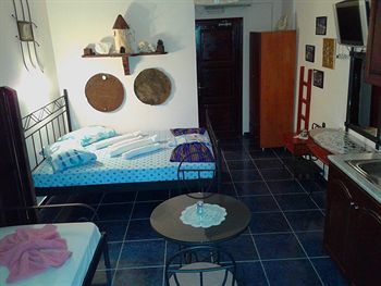Hostal Bilios Apartments