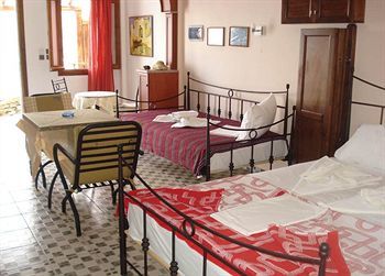 Hostal Bilios Apartments