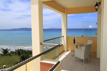 Paralia Luxury Apartments