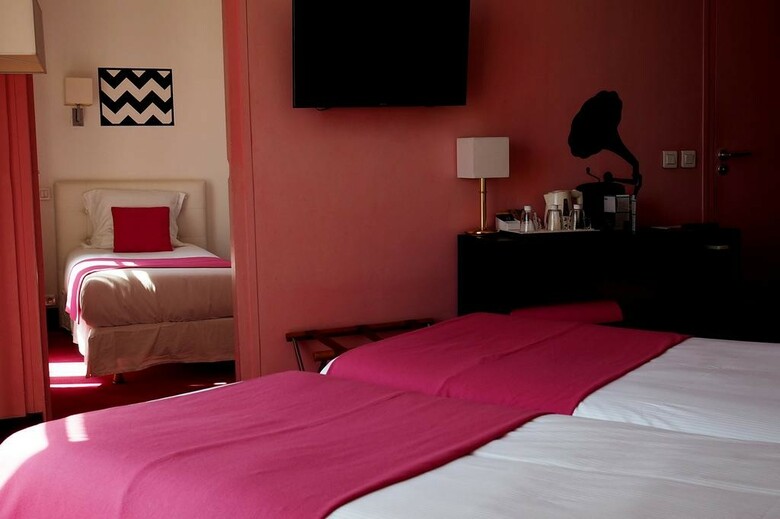 Carlton's Hotel Montmartre
