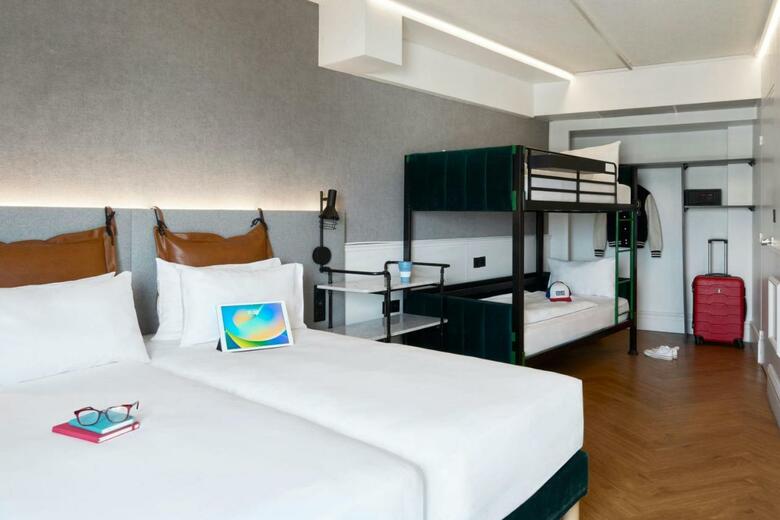 Hotel Moxy Paris La Villette