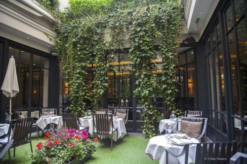 Hotel Le Burgundy Paris