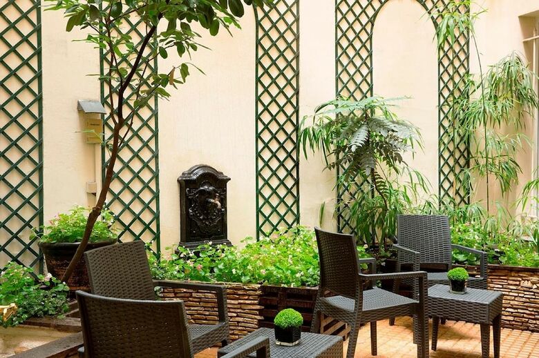 Hotel Queen Mary