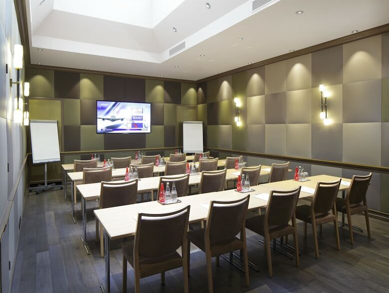 Hotel Rochester Champs Elysees