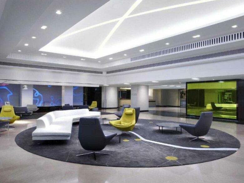 Hotel Le Meridien Etoile
