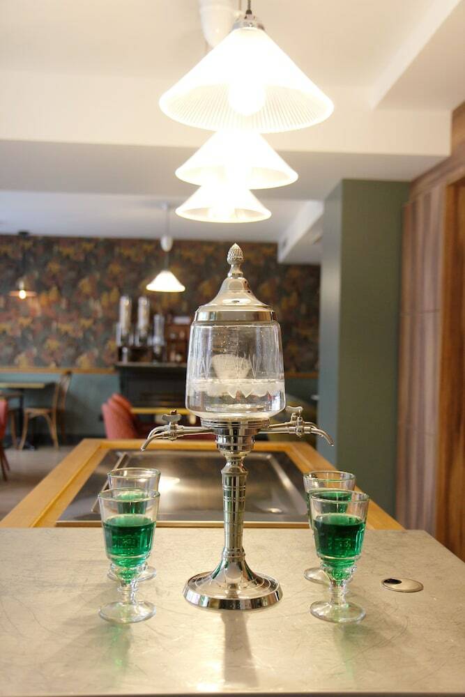 Hotel Best Western H�tel Litt�raire Arthur Rimbaud