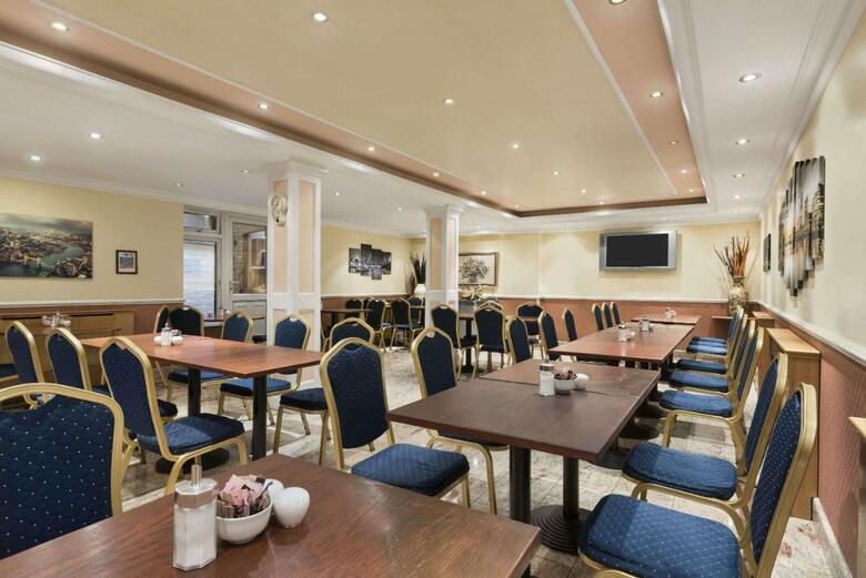 Hotel Days Inn Hyde Park
