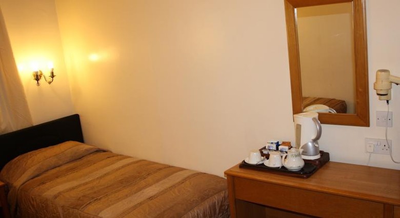 Caswell Hotel