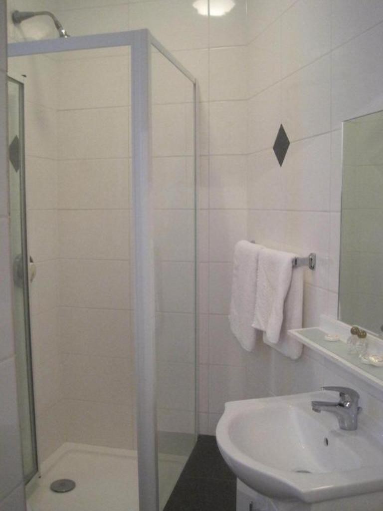 Gower Hotel